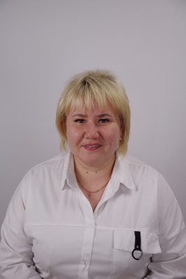 Баженова Елена Андреевна.